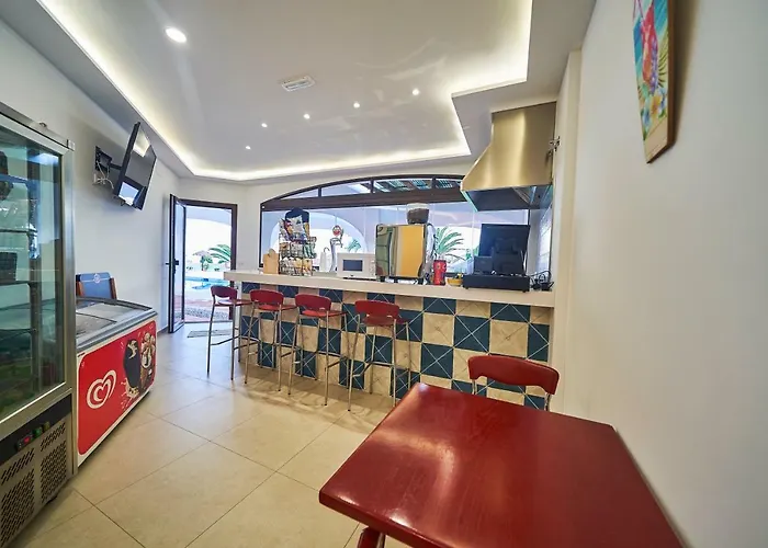 Bajamar Ancladero Playa 2*