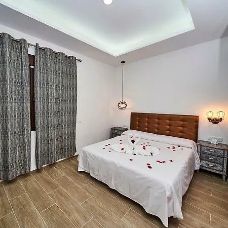 Bajamar Ancladero Playa Szálloda Nerja