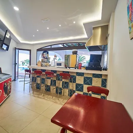 Bajamar Ancladero Playa 2*