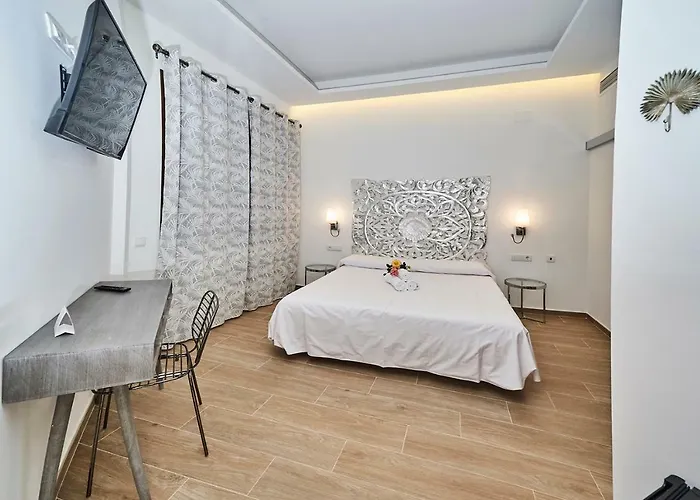 Bajamar Ancladero Playa 2*