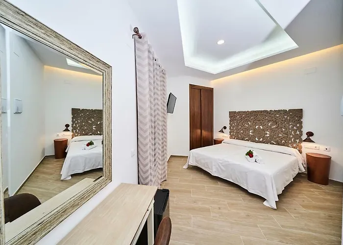 Bajamar Ancladero Playa Hotel Nerja